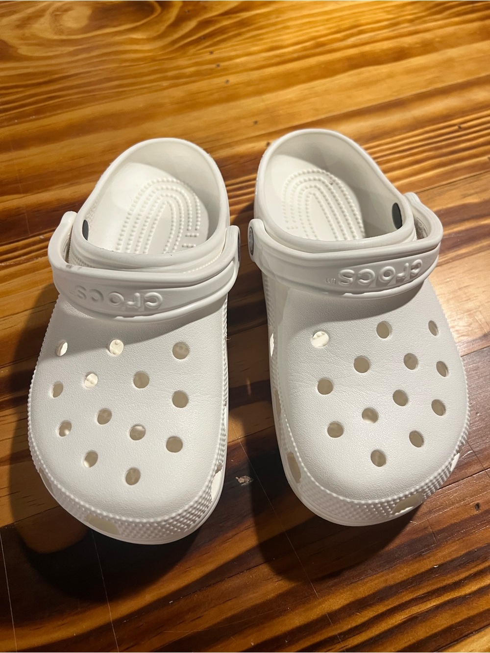 CROCS women’s White Classic Clog
